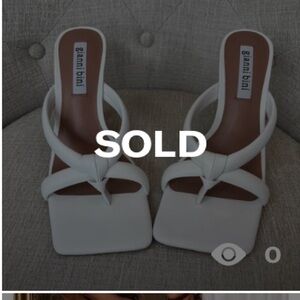 💗SOLD💗 New in Box Gianni Bini White Sandals Size 8